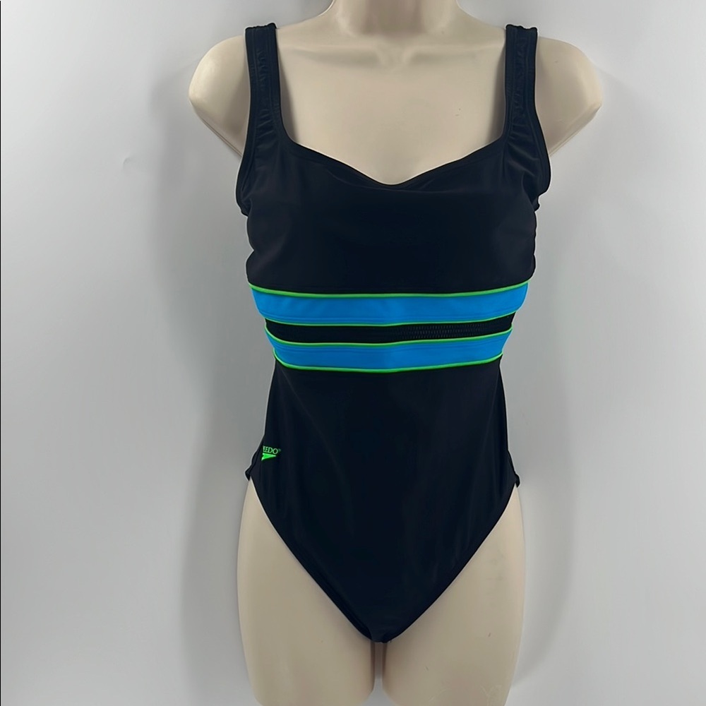 Speedo Black Swimsuit Built in Underwire Bra Maillot One-Piece Tank Scoop 10